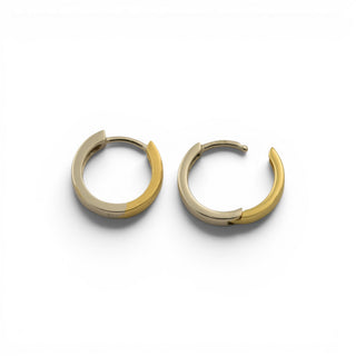 Creolen aus 750 Gelb- und Weißgold, nachhaltiger second-hand Schmuck perfekt aufgearbeitet