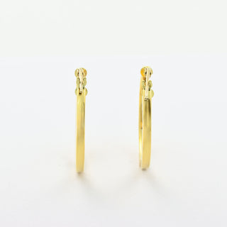 Creolen aus 750 Gelbgold, nachhaltiger second hand Schmuck perfekt aufgearbeitet