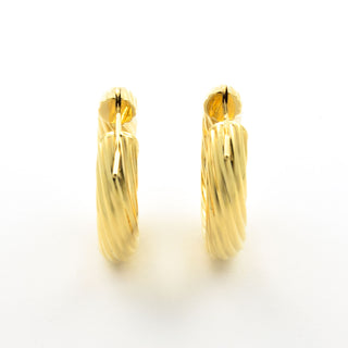 Creolen aus 750 Gelbgold, nachhaltiger second hand Schmuck perfekt aufgearbeitet