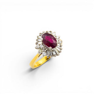 Entourage-Ring aus 750 Gelb- und Weißgold mit Rubin und Brillant, nachhaltiger second hand Schmuck perfekt aufgearbeitet