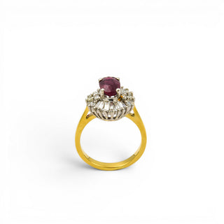 Entourage-Ring aus 750 Gelb- und Weißgold mit Rubin und Brillant, nachhaltiger second hand Schmuck perfekt aufgearbeitet