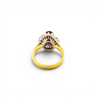 Entourage-Ring aus 750 Gelb- und Weißgold mit Rubin und Brillant, nachhaltiger second hand Schmuck perfekt aufgearbeitet