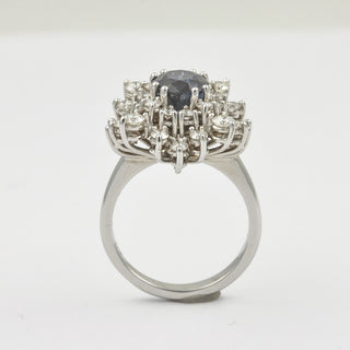 Entourage-Ring aus 750 Weißgold mit Saphir und Brillant, nachhaltiger second hand Schmuck perfekt aufgearbeitet