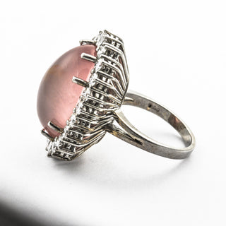 Entourage-Ring aus 750 Weißgold mit Rosenquarz und Brillant, nachhaltiger second hand Schmuck perfekt aufgearbeitet