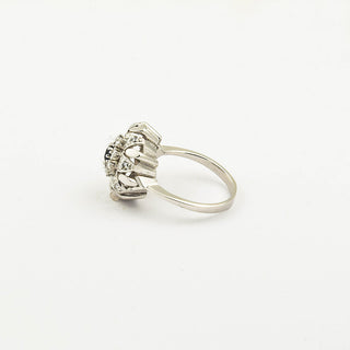 Entourage-Ring aus 585 Weißgold mit Saphir, Diamant und Brillant, nachhaltiger second hand Schmuck perfekt aufgearbeitet