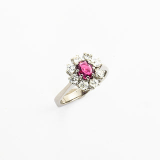 Entourage-Ring aus 585 Weißgold mit Rubin und Brillant, nachhaltiger second hand Schmuck perfekt aufgearbeitet