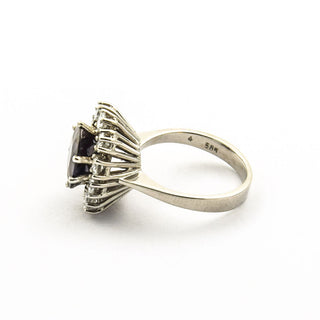 Entourage-Ring aus 585 Weißgold mit Saphir und Brillant, nachhaltiger second hand Schmuck perfekt aufgearbeitet