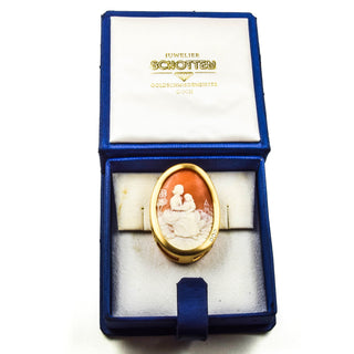 Schotten Anhänger aus 750 Gelbgold mit Kamee/Gemme und Brillant, nachhaltiger second hand Schmuck perfekt aufgearbeitet