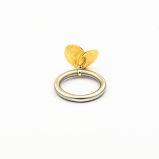 Pur Ring Goldblüte aus 750 Edelstahl/Gold mit synth. Stein, nachhaltiger second hand Schmuck perfekt aufgearbeitet