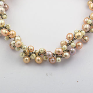 Halskette aus Edelstahl mit Perle, nachhaltiger second hand Schmuck perfekt aufgearbeitet