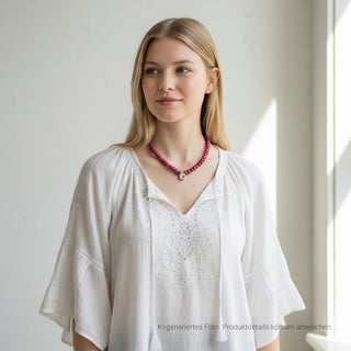 Halskette aus 925 Silber mit gefärbter Jade, nachhaltiger second hand Schmuck perfekt aufgearbeitet