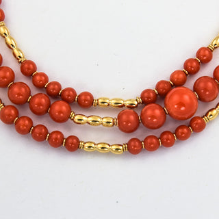 Halskette aus 750 Gelbgold mit Koralle, nachhaltiger second hand Schmuck perfekt aufgearbeitet
