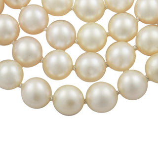 Perlenkette mit Schließe aus 925 Silber, nachhaltiger second hand Schmuck perfekt aufgearbeitet