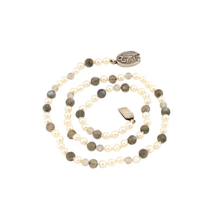 Perlenkette mit Labradorit und Schließe aus 925 Silber, nachhaltiger second hand Schmuck perfekt aufgearbeitet