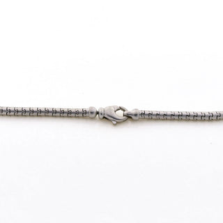 Halskette aus 585 Weißgold, nachhaltiger second hand Schmuck perfekt aufgearbeitet