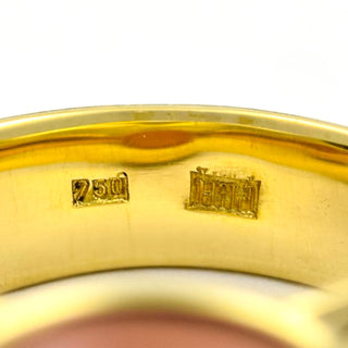 Hild Ring aus 750 Gelbgold mit Mondstein, nachhaltiger second hand Schmuck perfekt aufgearbeitet