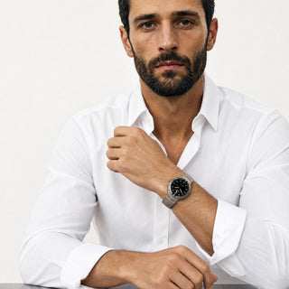 IWC Herrenarmbanduhr Ocean 2000 Porsche Design Automatik mit Datumsanzeige und Leuchtindizes, verschraubte Krone und verschraubter Gehäuseboden, gebrauchte Luxusuhr im Top-Zustand