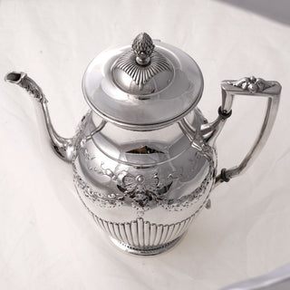 Kanne Schleifen aus 800 Silber, nachhaltiger second hand Schmuck perfekt aufgearbeitet