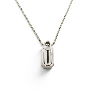 Kette mit Anhänger aus 750 Weißgold mit Opal und Brillant, nachhaltiger second hand Schmuck perfekt aufgearbeitet