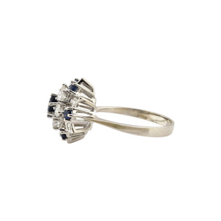 Krämer Saphirring aus 585 Weißgold mit Brillant und Diamant, nachhaltiger second-hand Schmuck perfekt aufgearbeitet