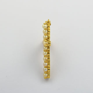 Kreuzanhänger aus 750 Gelbgold mit Perle, nachhaltiger second hand Schmuck perfekt aufgearbeitet