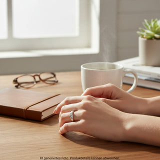 Niessing Brillantring Oval aus 750 Graugold, nachhaltiger second-hand Schmuck perfekt aufgearbeitet