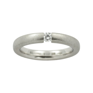 Niessing Brillantring Oval aus 950 Platin, nachhaltiger second-hand Schmuck perfekt aufgearbeitet