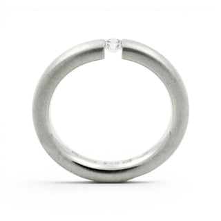 Niessing Brillantring Oval aus 950 Platin, nachhaltiger second-hand Schmuck perfekt aufgearbeitet
