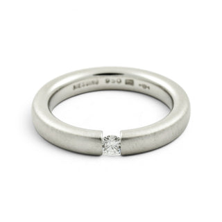 Niessing Brillantring Oval aus 950 Platin, nachhaltiger second-hand Schmuck perfekt aufgearbeitet
