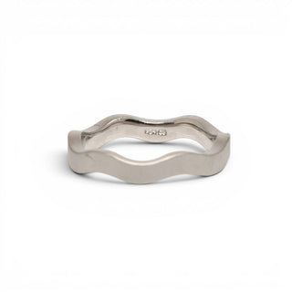 Niessing Ring Setario 3 kleine Welle aus 750 Graugold, nachhaltiger second-hand Schmuck perfekt aufgearbeitet