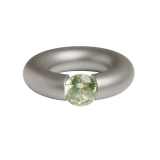 Niessing Ring Stahl und Synthese aus Edelstahl mit synth. Stein, nachhaltiger second-hand Schmuck perfekt aufgearbeitet