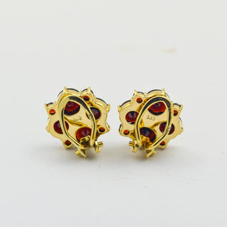 Granatohrclips aus 333 Gelbgold, nachhaltiger second hand Schmuck perfekt aufgearbeitet