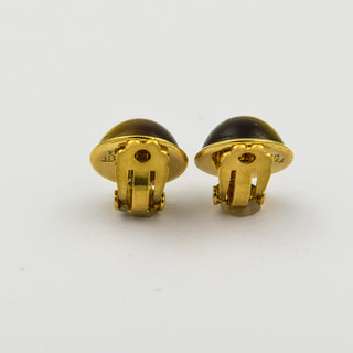 Ohrclips aus 750 Gelbgold mit Tigerauge, nachhaltiger second hand Schmuck perfekt aufgearbeitet