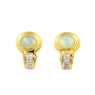 Ohrclips aus 750 Gelb- und Weißgold mit Opal und Diamant, nachhaltiger second hand Schmuck perfekt aufgearbeitet