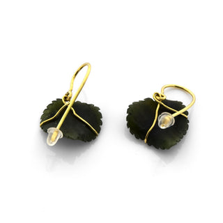 Ohrhänger Blätter aus 750 Gelbgold mit Jade, nachhaltiger second hand Schmuck perfekt aufgearbeitet