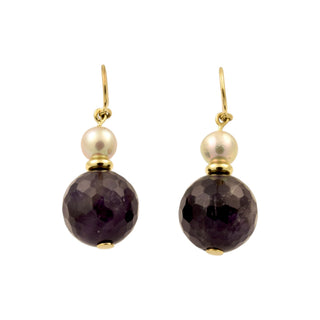 Ohrhänger aus 585 Gelbgold mit Amethyst und Perle, nachhaltiger second-hand Schmuck perfekt aufgearbeitet