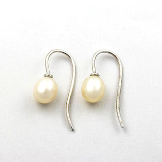 Perlenohrhänger aus 925 Silber, nachhaltiger second hand Schmuck perfekt aufgearbeitet