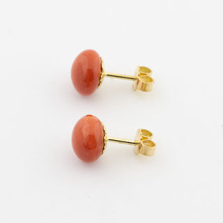 Ohrstecker aus 585 Gelbgold mit Koralle, nachhaltiger second hand Schmuck perfekt aufgearbeitet