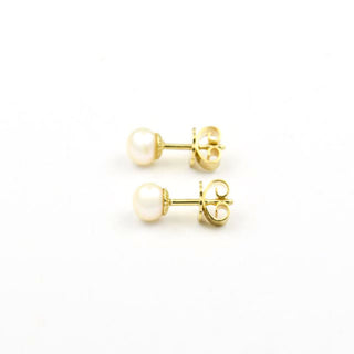 Perlenohrstecker aus 585 Gelbgold, nachhaltiger second hand Schmuck perfekt aufgearbeitet