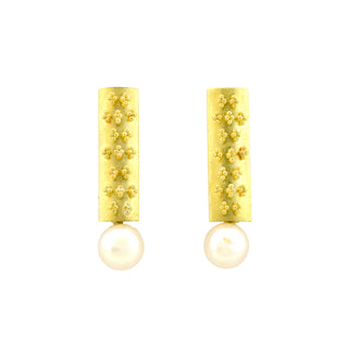 Perlenohrstecker aus 585 Gelbgold, nachhaltiger second hand Schmuck perfekt aufgearbeitet