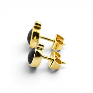 Saphirohrstecker aus 585 Gelbgold mit Diamant, nachhaltiger second-hand Schmuck perfekt aufgearbeitet