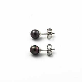 Perlenohrstecker aus 585 Weißgold, nachhaltiger second hand Schmuck perfekt aufgearbeitet