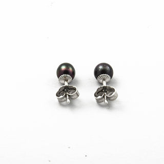 Perlenohrstecker aus 585 Weißgold, nachhaltiger second hand Schmuck perfekt aufgearbeitet