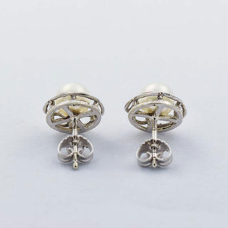 Perlenohrstecker aus 585 Weißgold, nachhaltiger second hand Schmuck perfekt aufgearbeitet