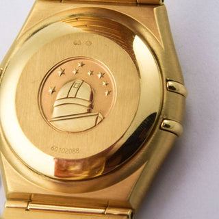 Omega Armbanduhr Constellation 95 Automatik mit Datumsanzeige und Chronometer, Leuchtindizes und Schnellschaltung, gebrauchte Luxusuhr im Top-Zustand