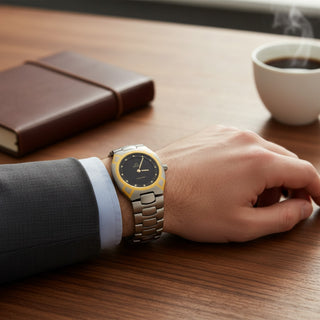 Omega Seamaster Polaris Multifunktion Quarzwerk mit Chronograph, Datumsanzeige, Wecker, Leuchtindizes und Leuchtzeigern, gebrauchte Luxusuhr im Top-Zustand