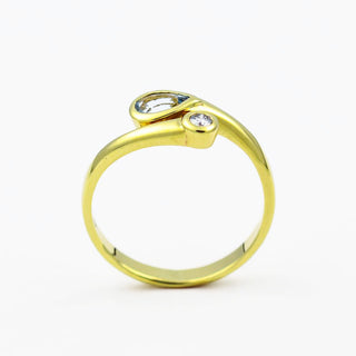 Quinn Toi-et-Moi Ring aus 585 Gelbgold mit Aquamarin und Brillant, nachhaltiger second hand Schmuck perfekt aufgearbeitet