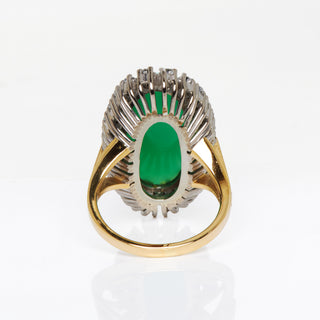 Ring aus 750 Gelb- und Weißgold mit Chrysopras und Brillant, nachhaltiger second hand Schmuck perfekt aufgearbeitet