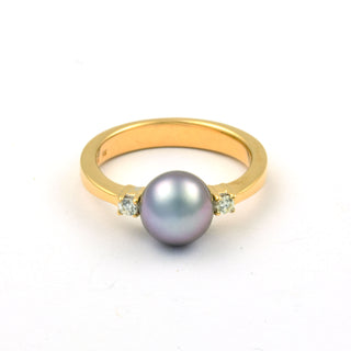 Perlenring aus 585 Gelb- und Weißgold mit Brillant, nachhaltiger second hand Schmuck perfekt aufgearbeitet