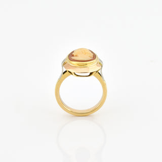 Ring aus 585 Gelb- und Weißgold mit Kamee/Gemme, nachhaltiger second hand Schmuck perfekt aufgearbeitet